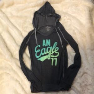 American Eagle Long sleeved Tee with hood